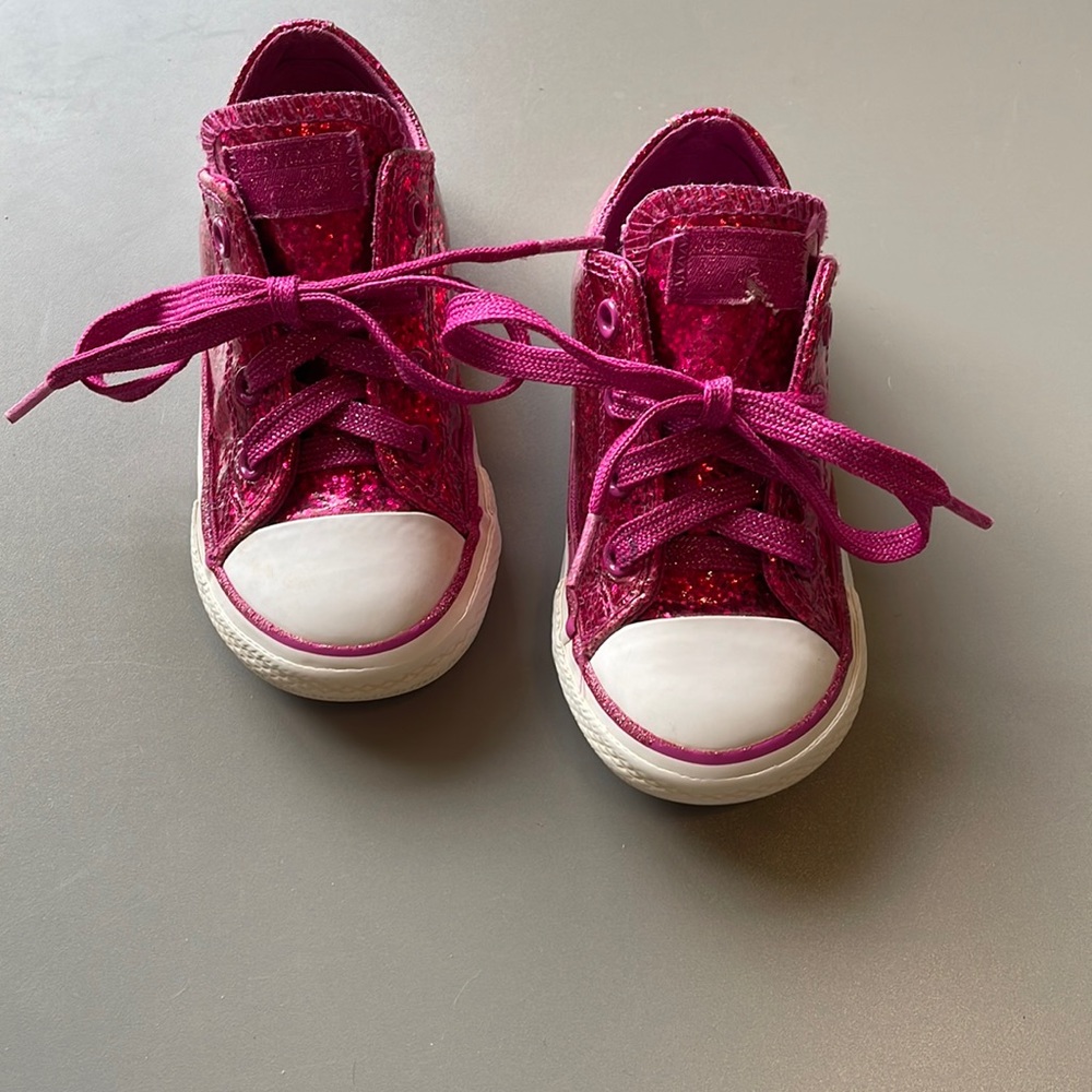 Toddler GUC Pink Sparkly Low Top Converse